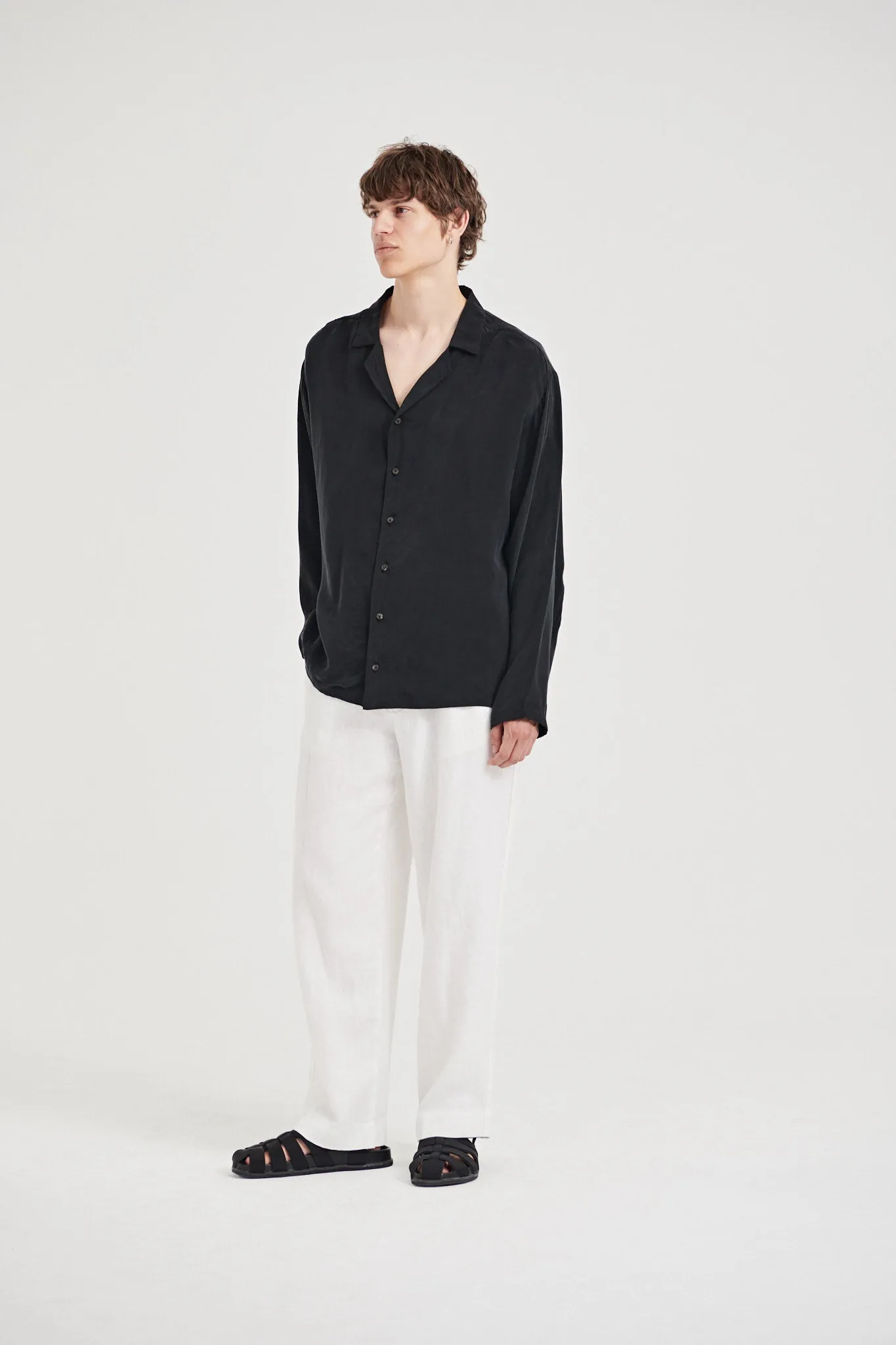 06/ Oftt Vegan Silk Shirt black