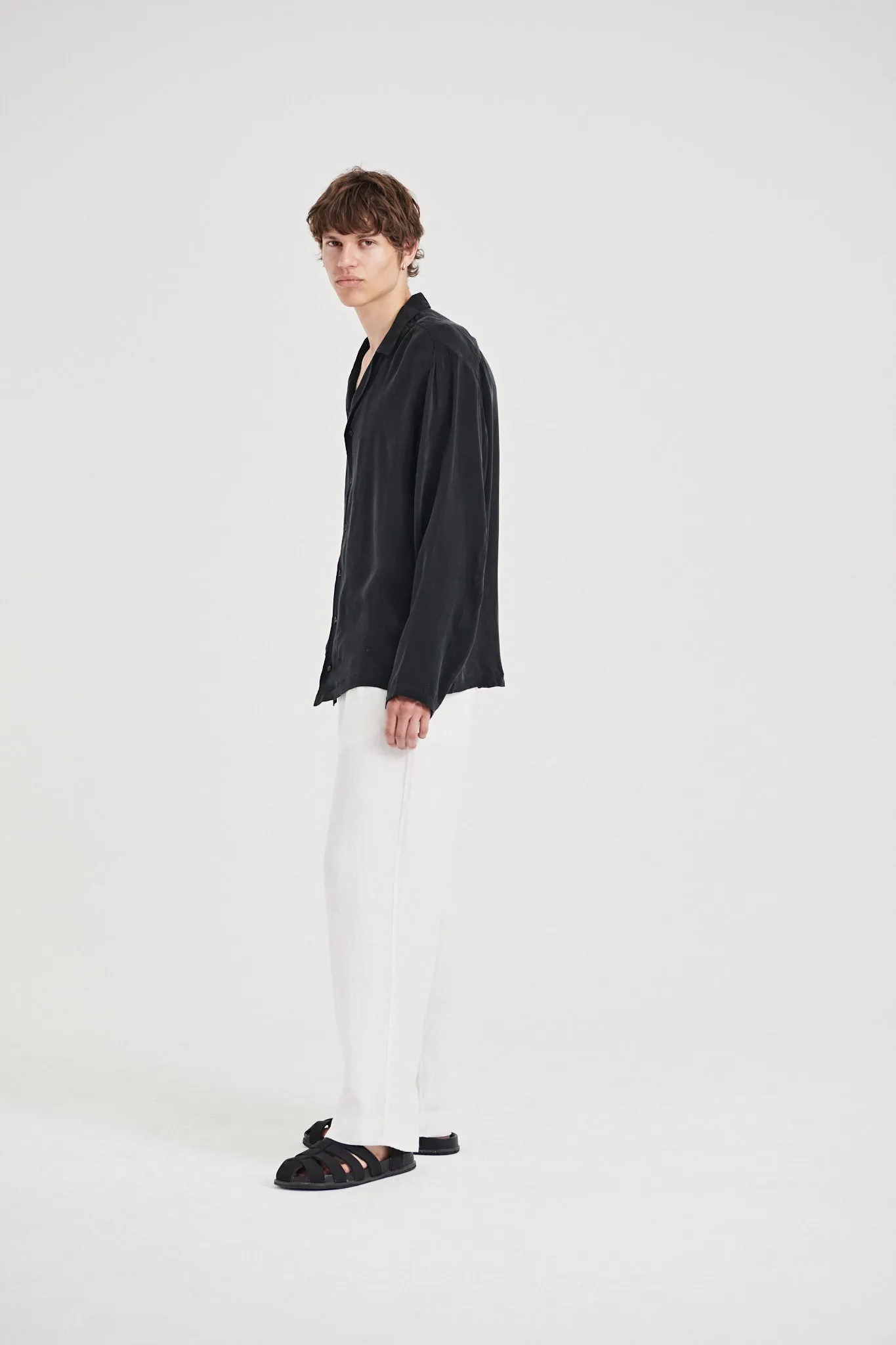 06/ Oftt Vegan Silk Shirt black