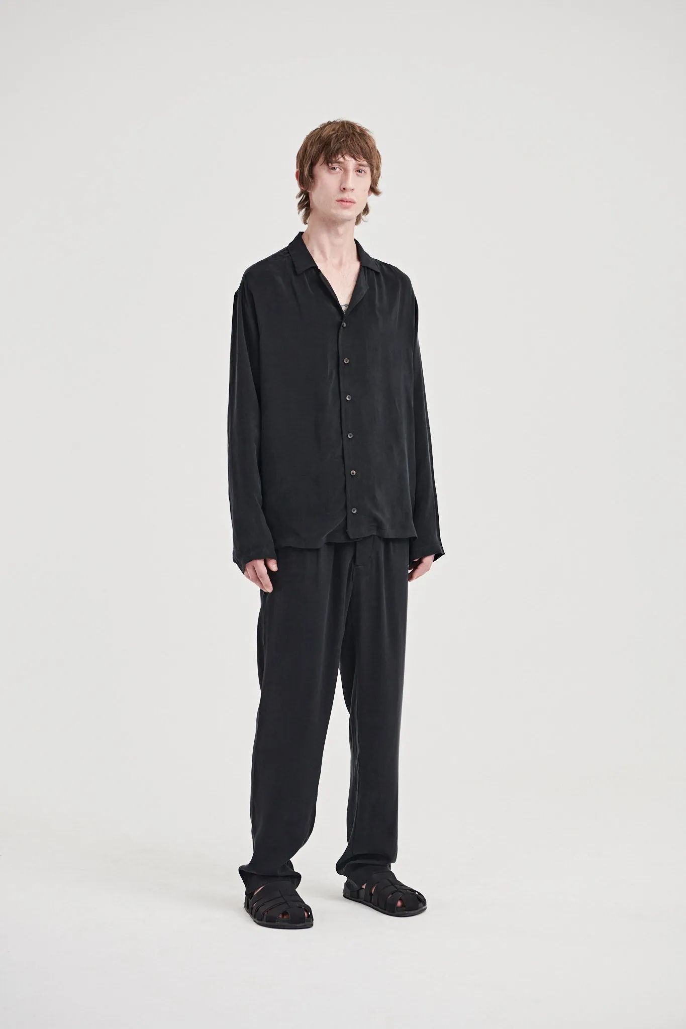 06/ Oftt Vegan Silk Shirt black