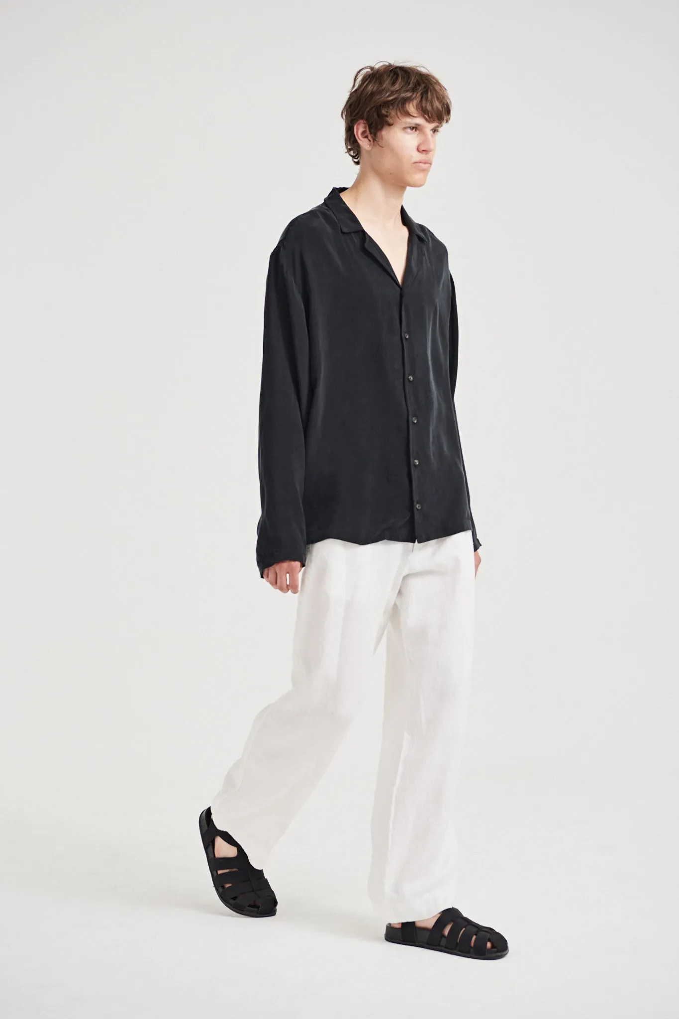 06/ Oftt Vegan Silk Shirt black