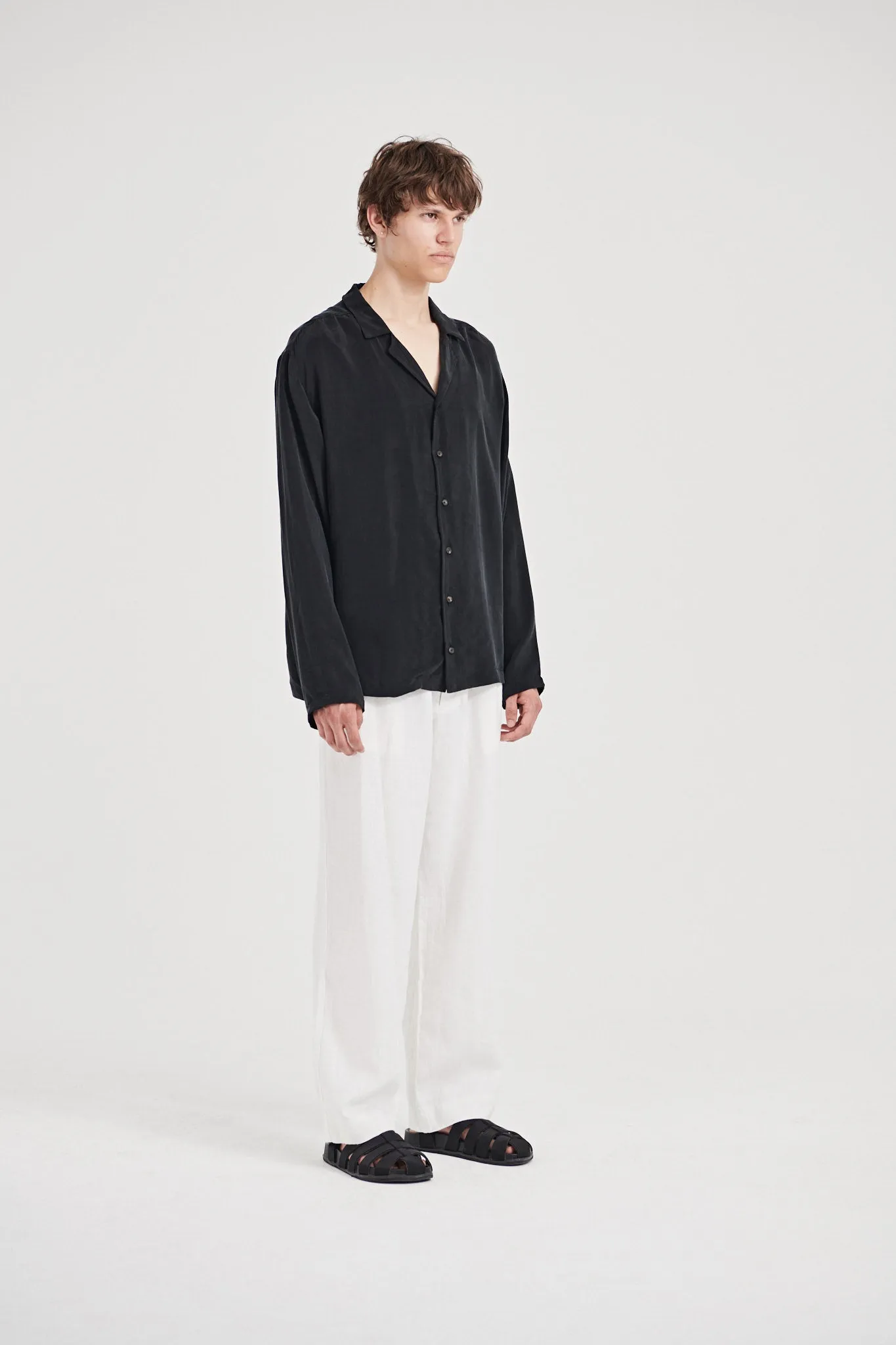 06/ Oftt Vegan Silk Shirt black