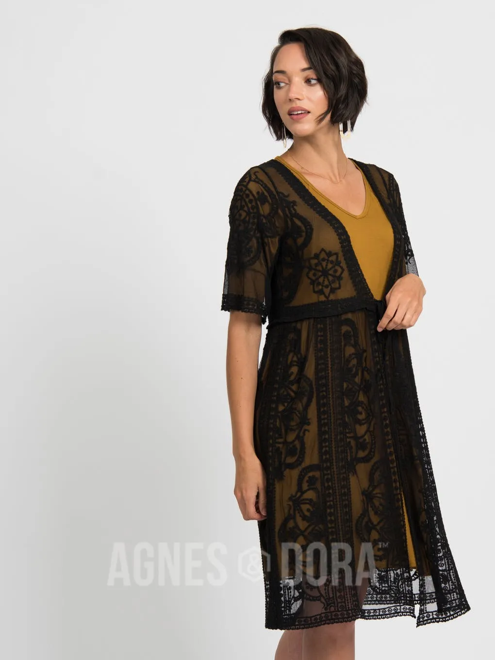 Agnes & Dora™ XS Vintage Lace Duster Black