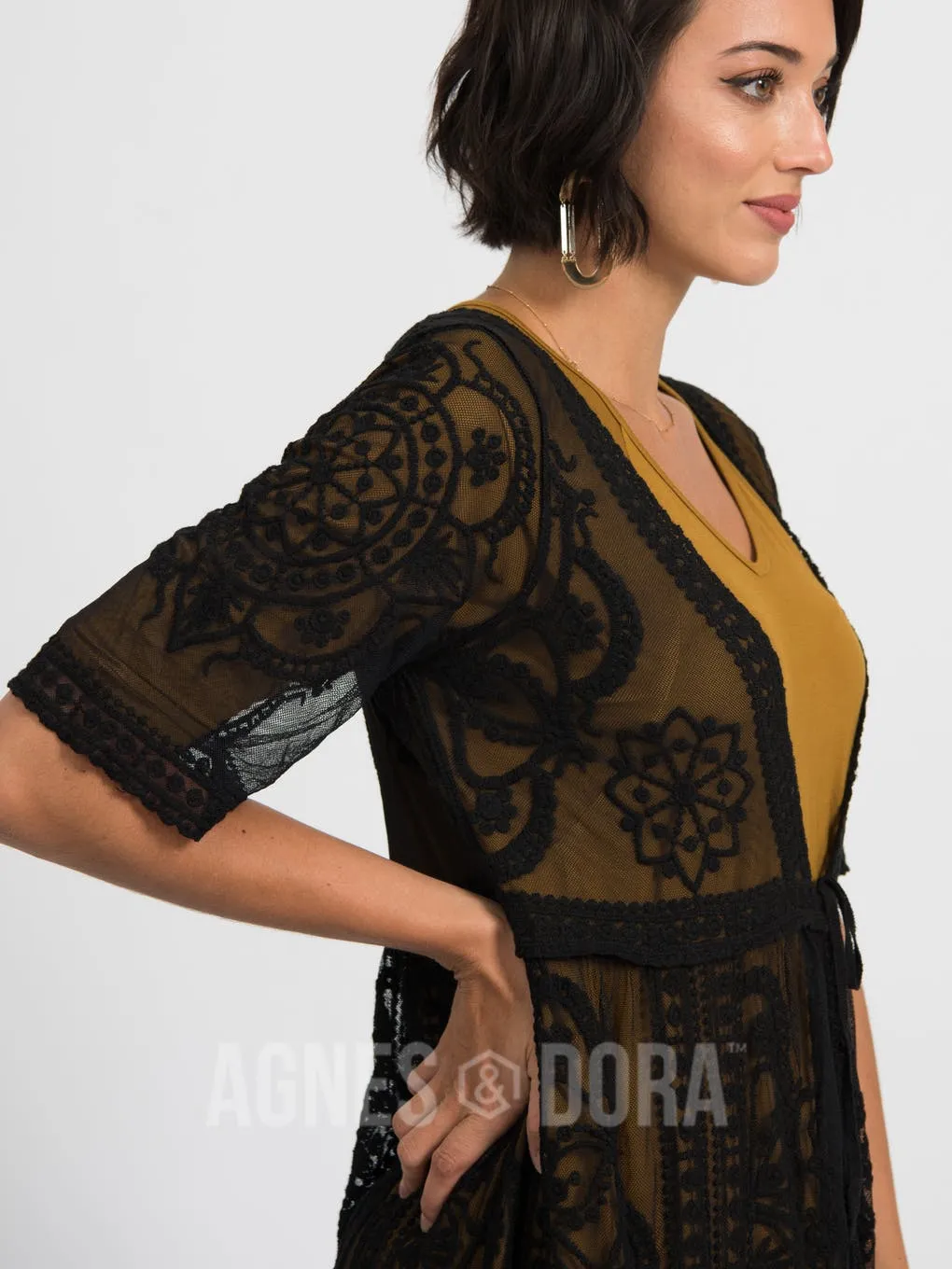 Agnes & Dora™ XS Vintage Lace Duster Black