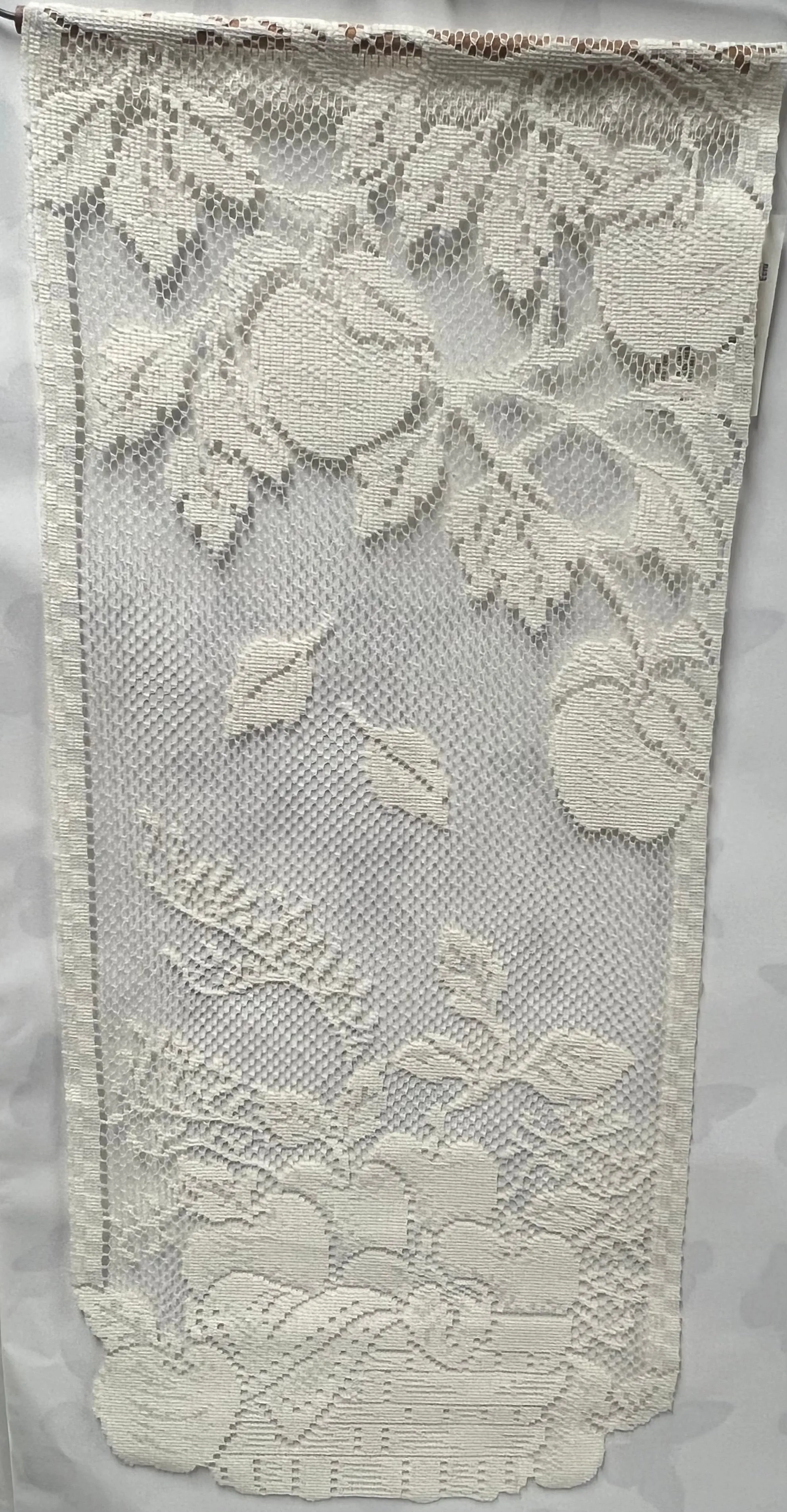 Apple Basket -Lace Wall Hanging