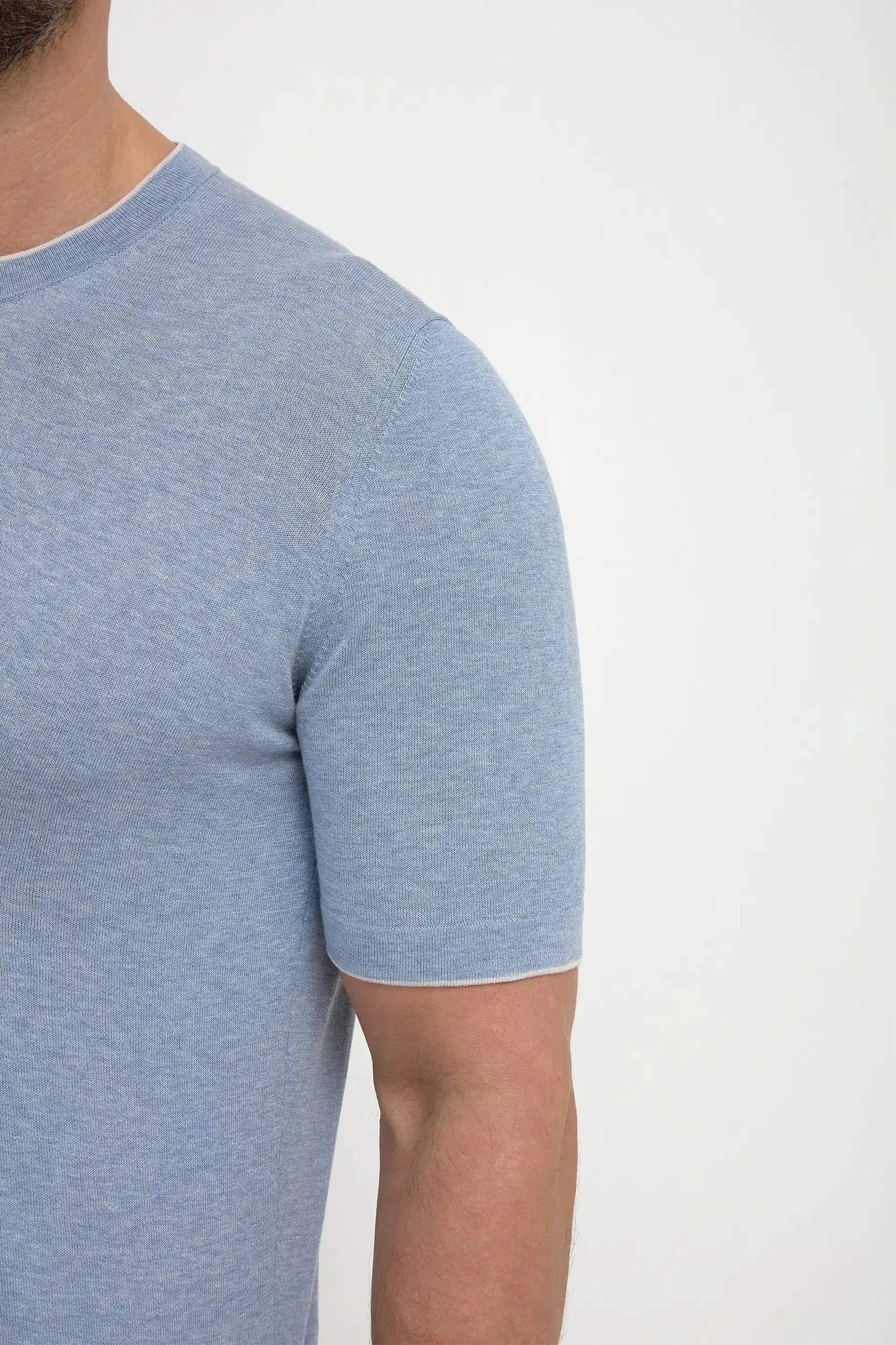 Light blue cotton t-shirt with collar detail - Made in Italy