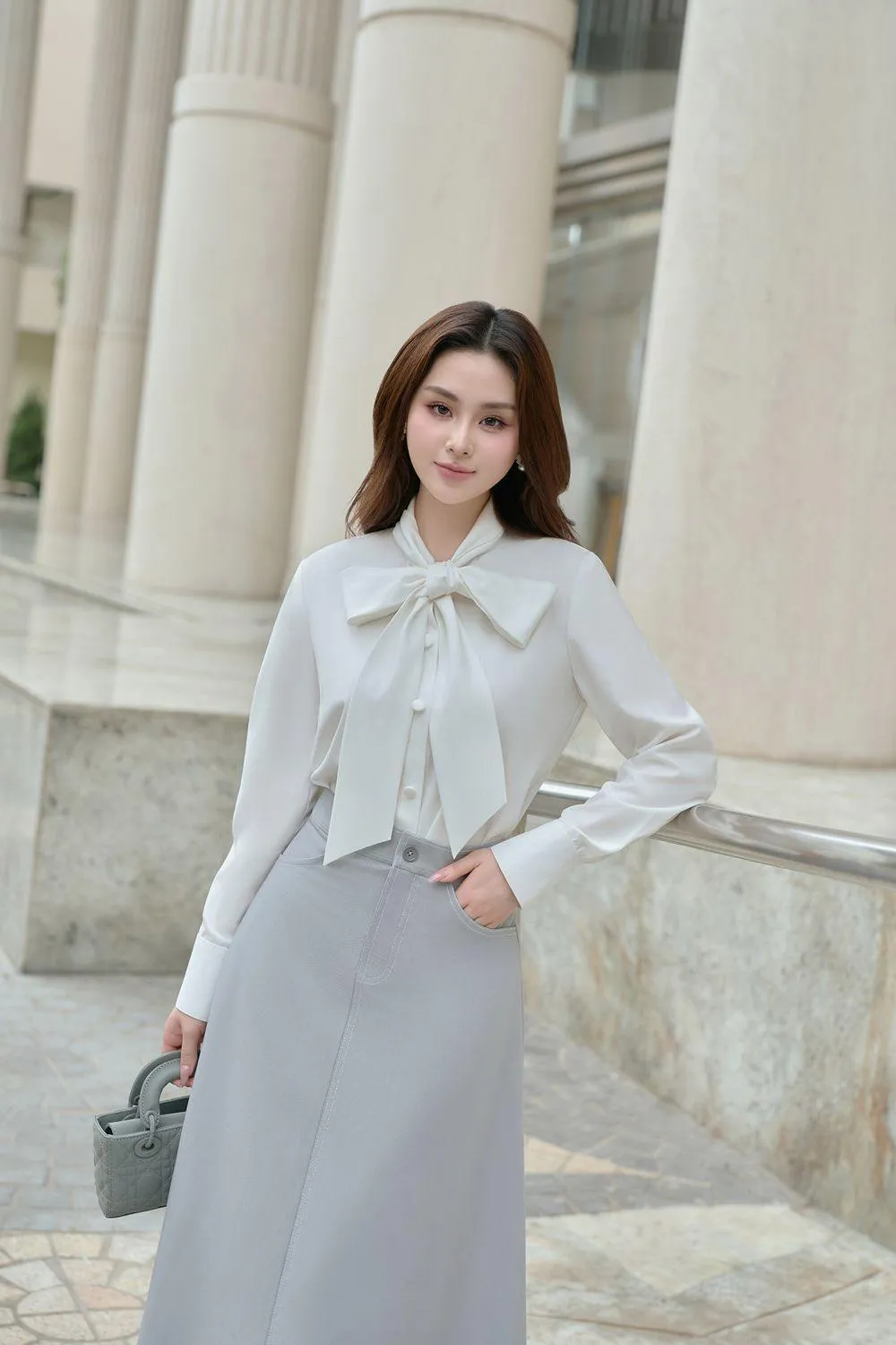 Mina Straight Bow Tie Cotton Silk Shirt