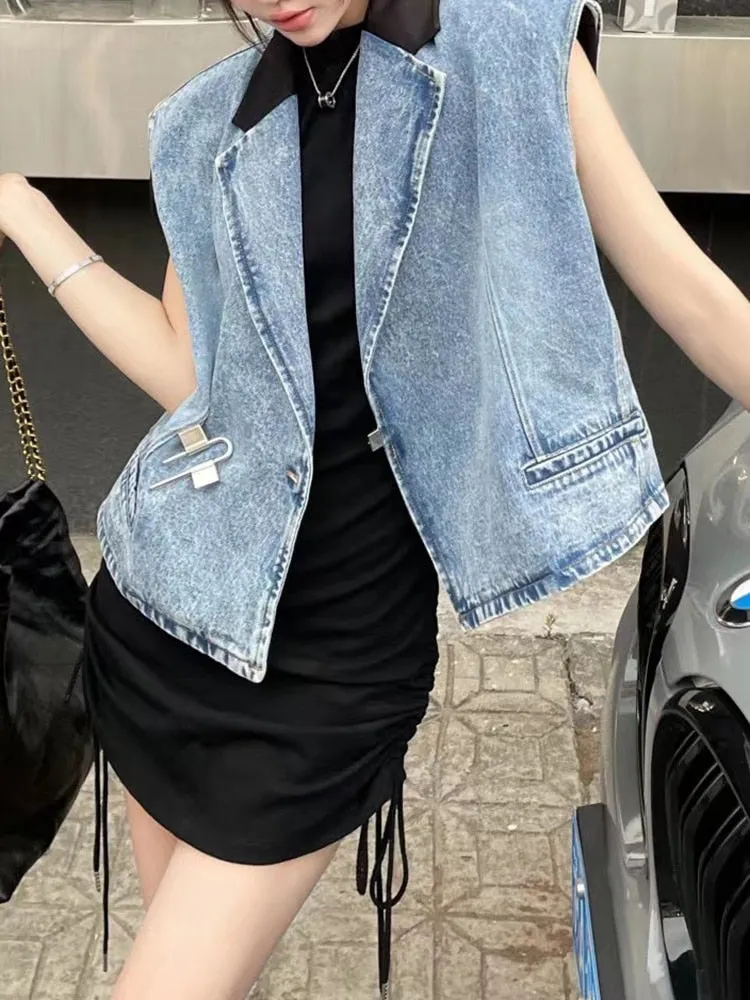 Streetwear Vest Jacket For Women Lapel Sleeveless Solid Minimalist Denim Coats Female Summer Clothing Fashion