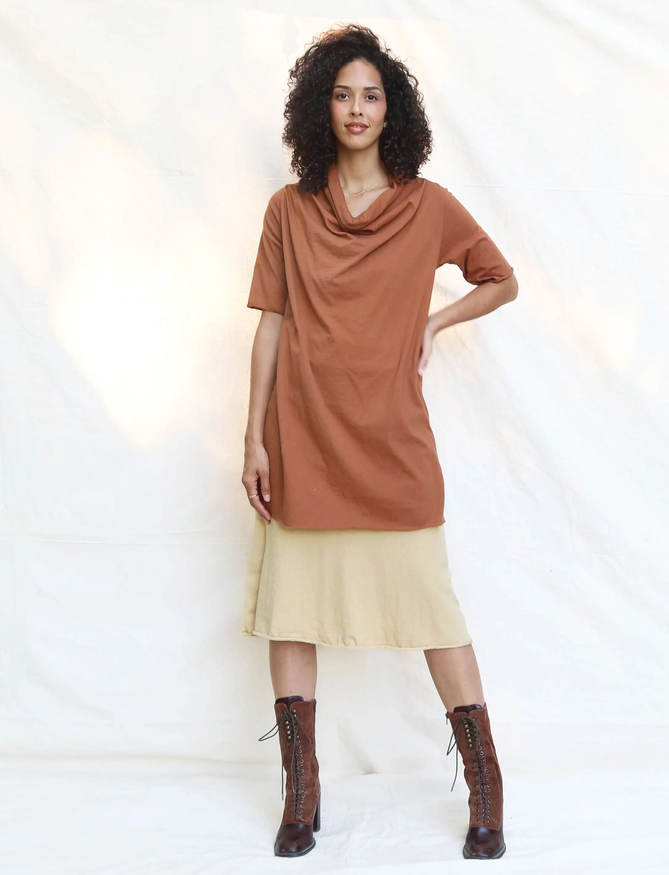 Weekend Simplicity Below Knee Skirt